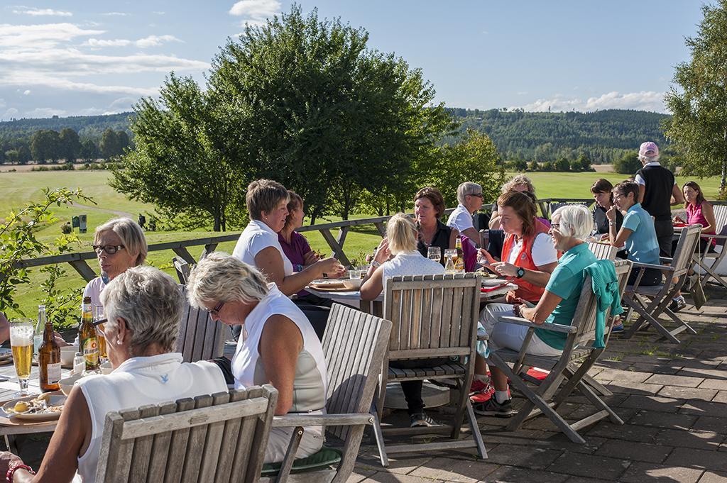 Brevik  Breviken Golf & Hotell الغرفة الصورة